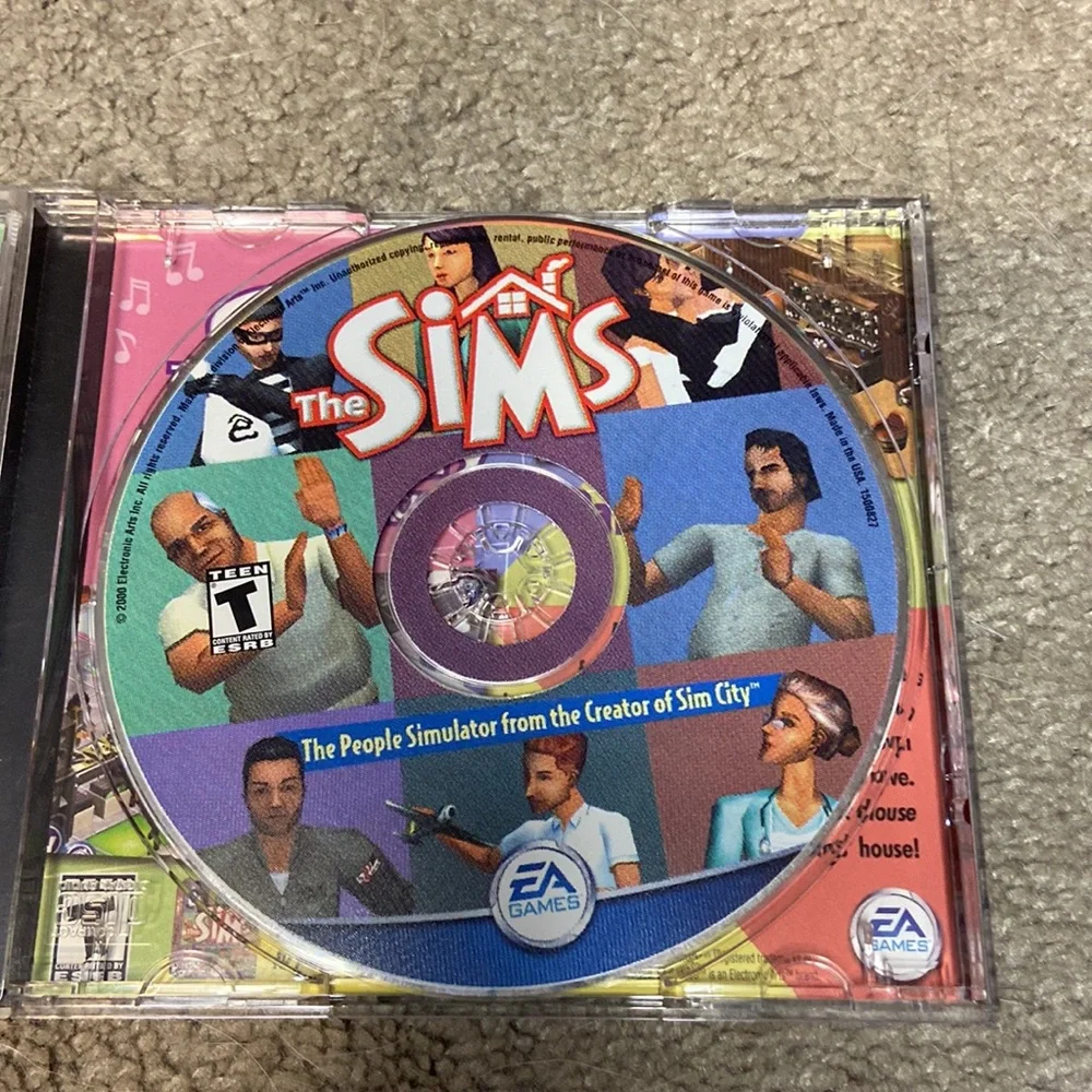 Sims EA PC Windows Games with 2 expansion packs Livin’ Large and Unleashed